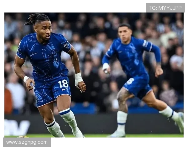 南安普顿足球俱乐部:历史辉煌与未来挑战的完美交织 南安普顿足球俱乐部:历史辉煌与未来挑战的完美交织