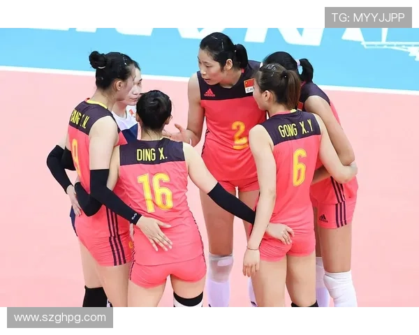 中国女排逆袭成功力克美国队 获得世界杯亚军实现突破