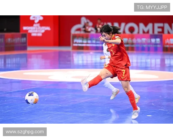 中国足球队备战亚洲杯新策略 积极调整阵容目标冲击四强 中国足球队备战亚洲杯新策略 积极调整阵容目标冲击四强