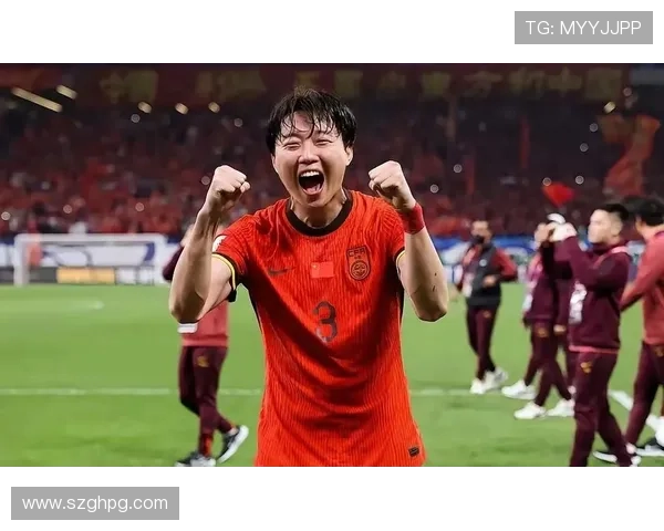 国足鏖战九十分钟惊险逆转对手全场高燃展现团队拼搏精神 国足鏖战九十分钟惊险逆转对手全场高燃展现团队拼搏精神